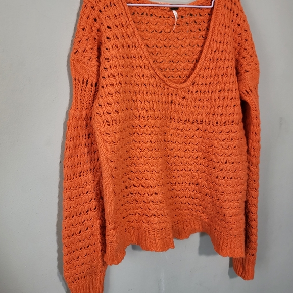 FREE PEOPLE Size M Crashing Waves Orange Open Knit Sweater Plunging Neckline - Picture 6 of 9
